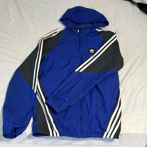 Cool adidas windbreaker in perfect condition.